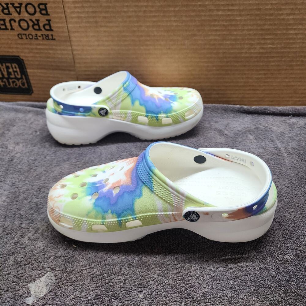 Crocs Classic platform tie dye Women shoes size 10 b53